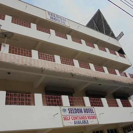 Seldom Hotel Nairobi Exterior foto